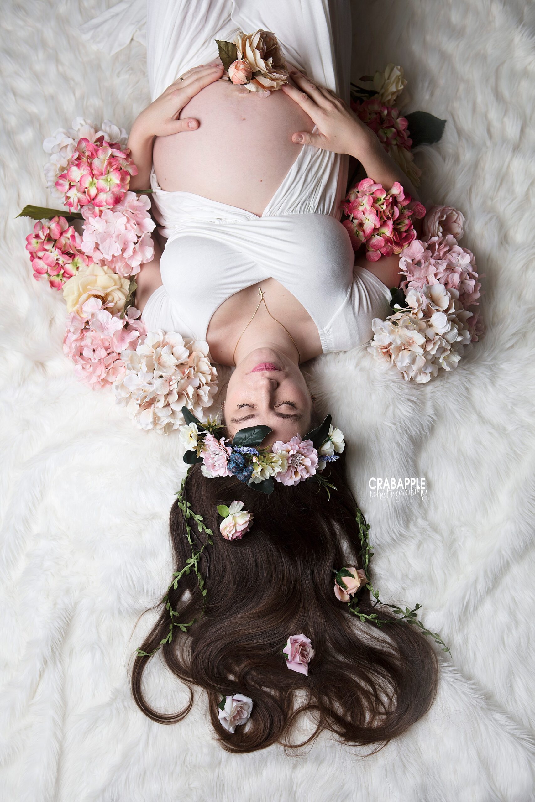 pregnancy studio photos