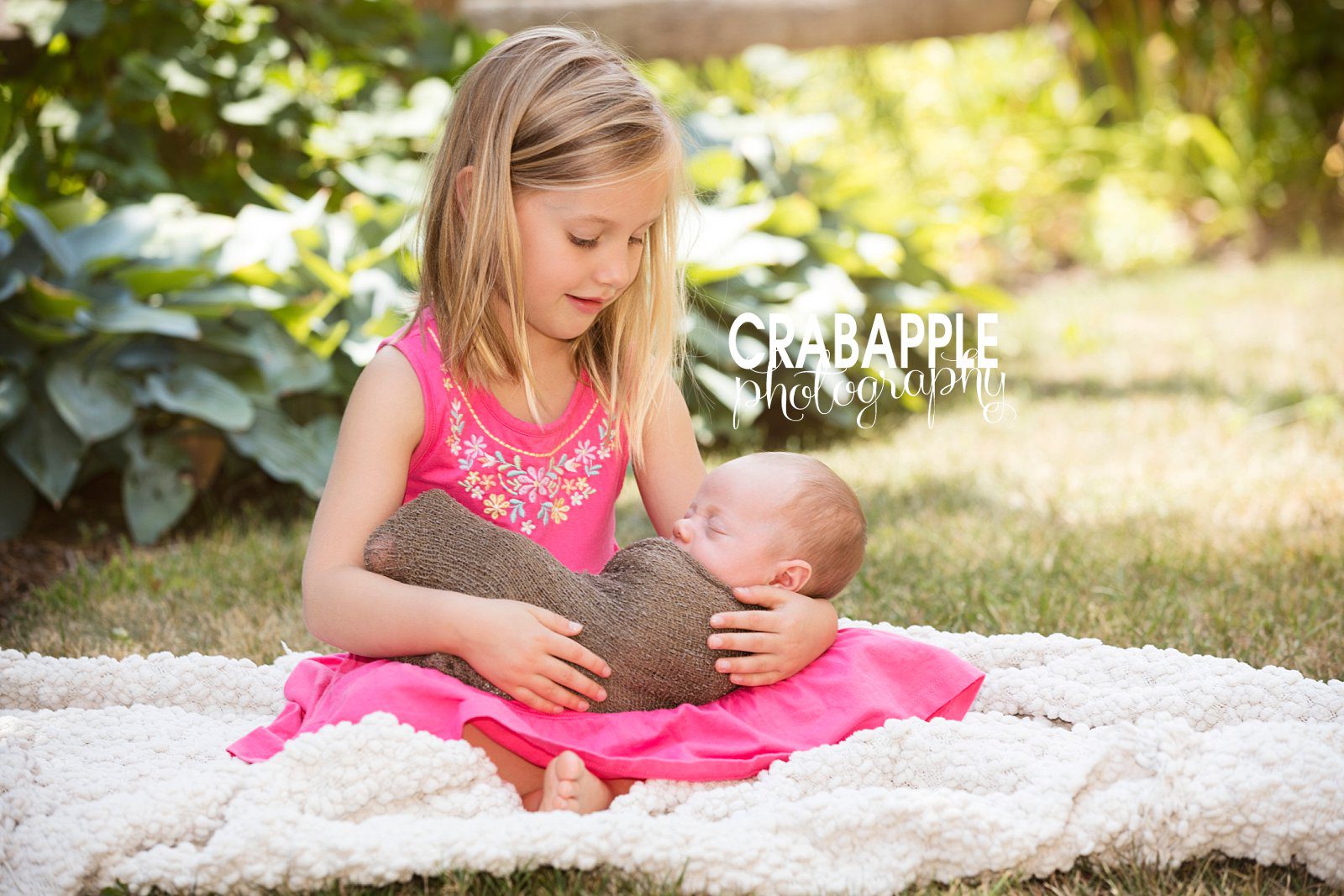 outdoor baby photography medford