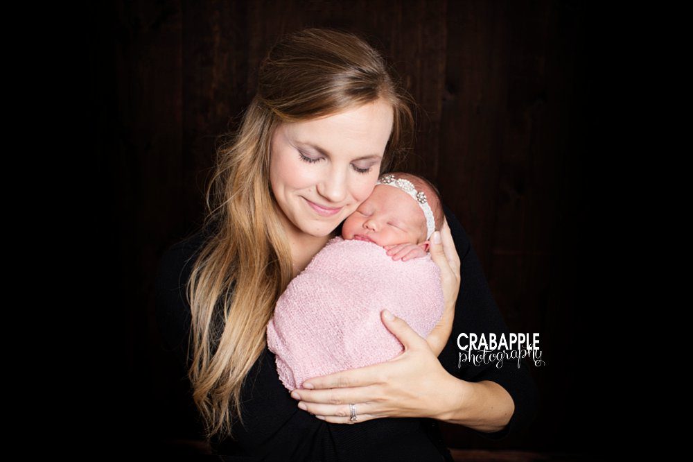wilmington newborn portrait with mom