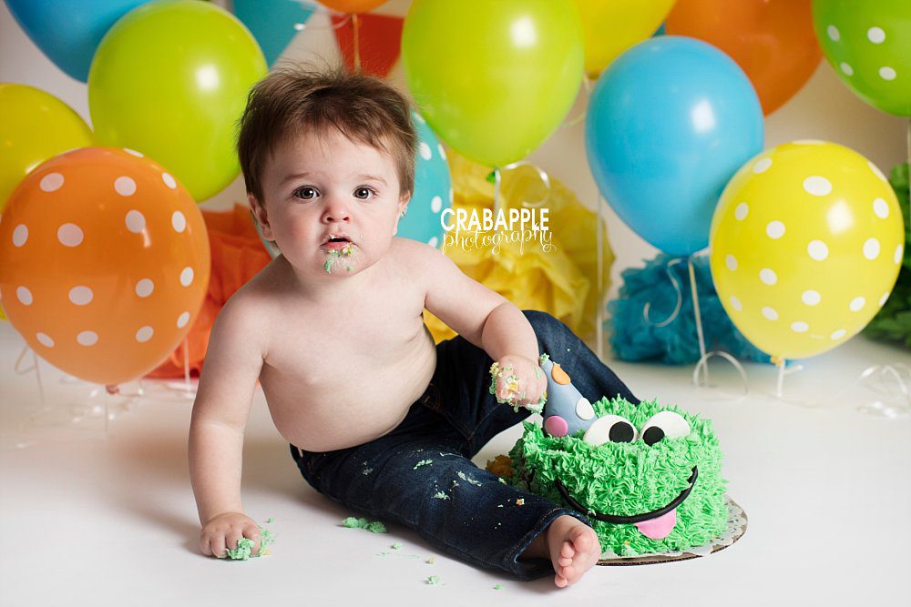 colorful cake smash pictures