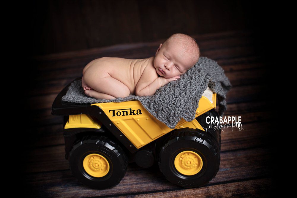 charlestown baby photos with props