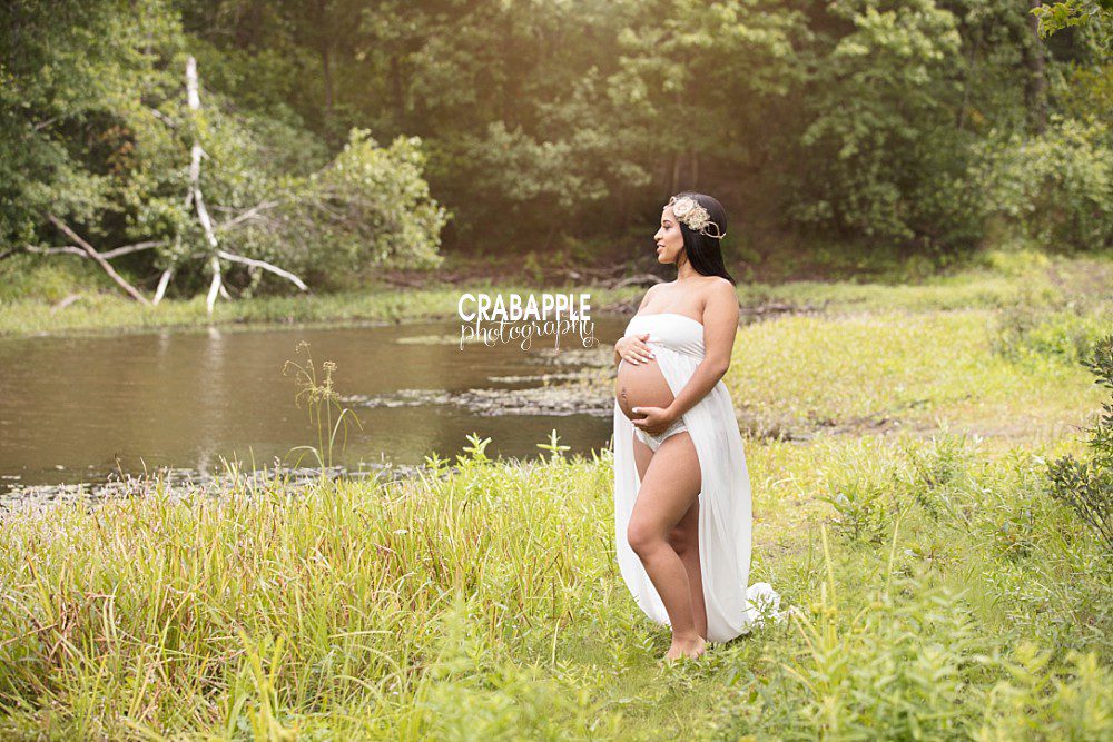 outdoor massachusetts pregnancy portraits