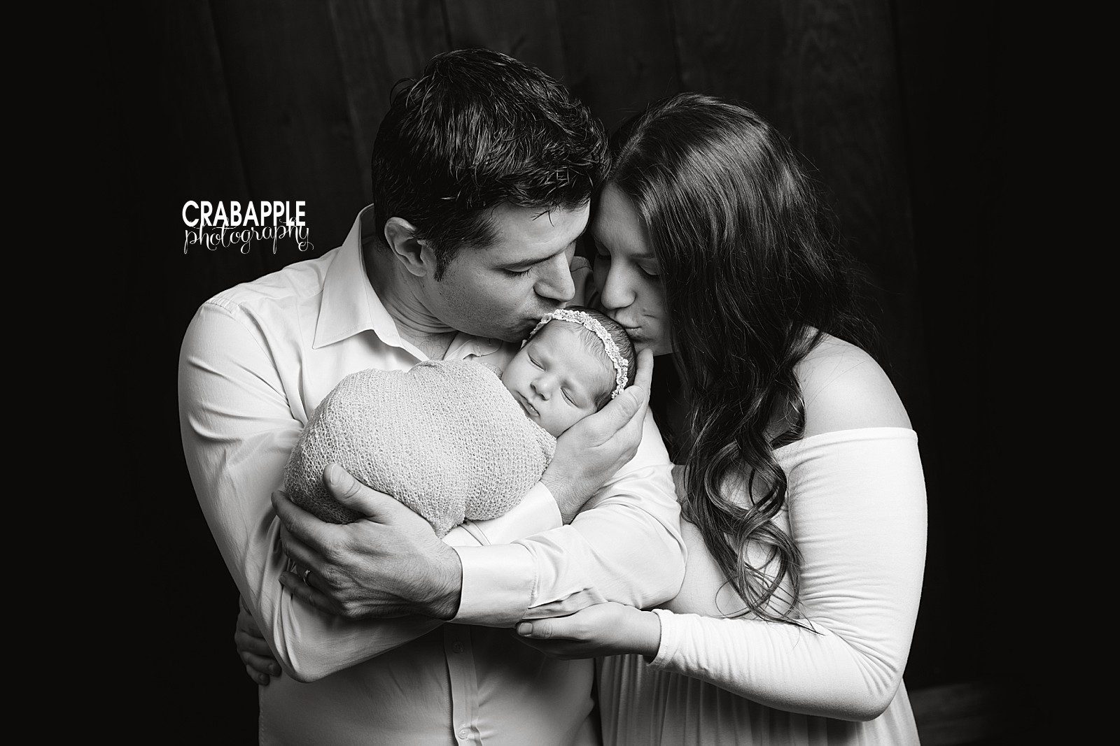 family photos with newborn 