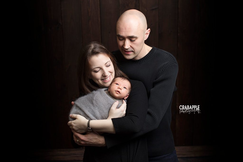 family portraits with newborn