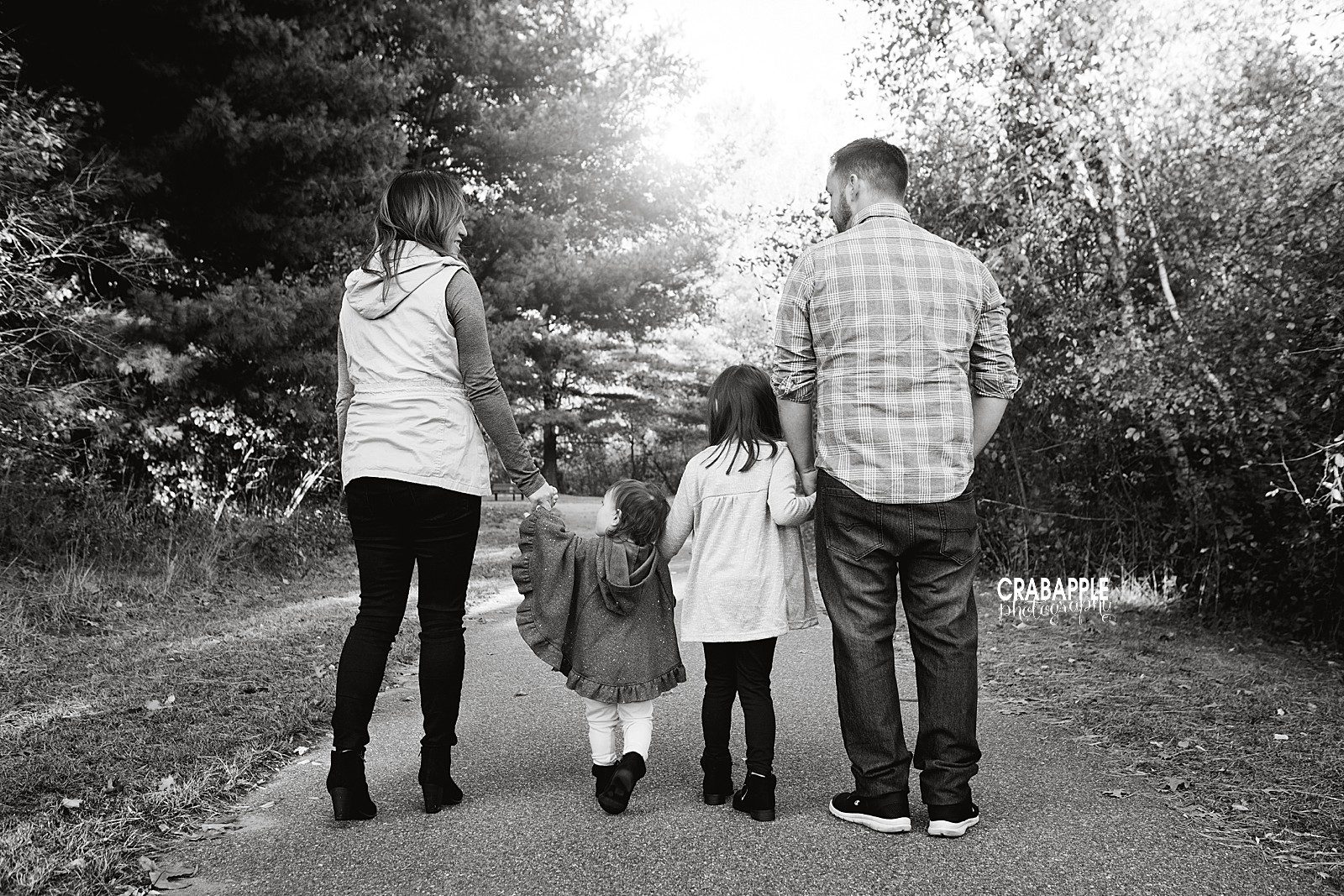 black and white fall family photos massachusetts