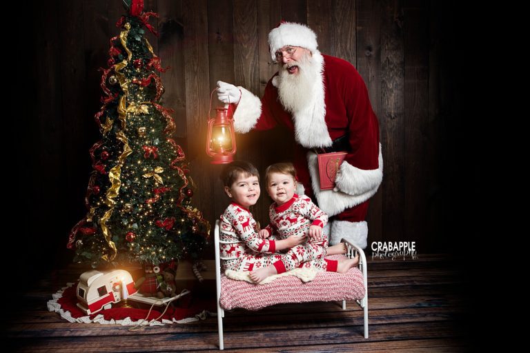 Pictures With Santa Near Me · Crabapple Photography