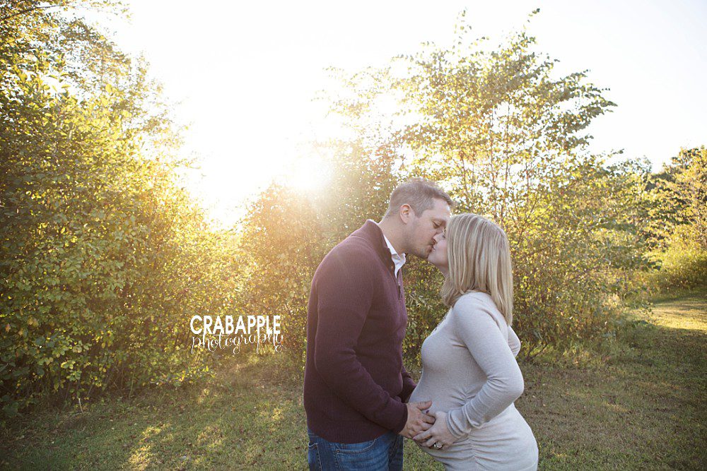 pregnancy portraits with husband