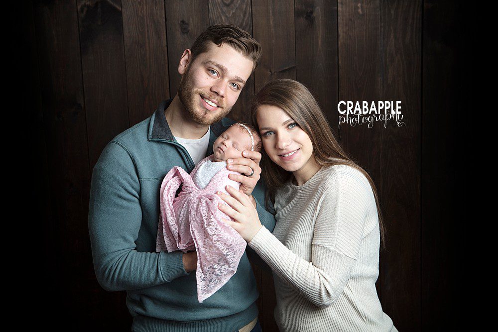 family pictures with new baby