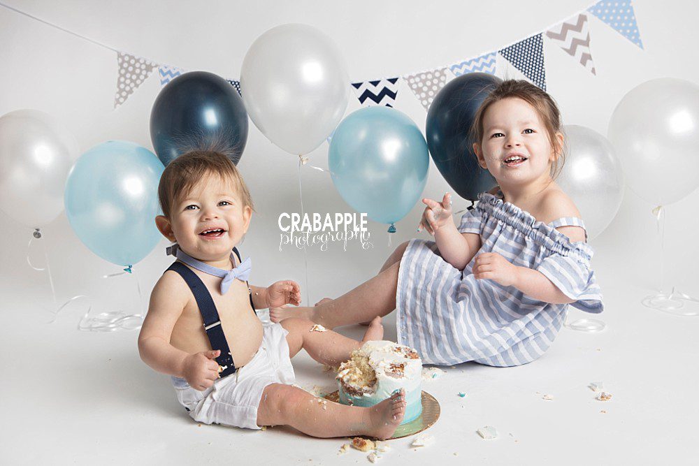 first birthday photos with older siblings