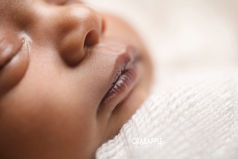 close up newborn photo ideas