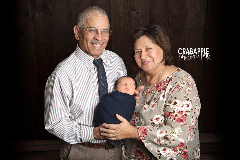 newborn photos with grandparents