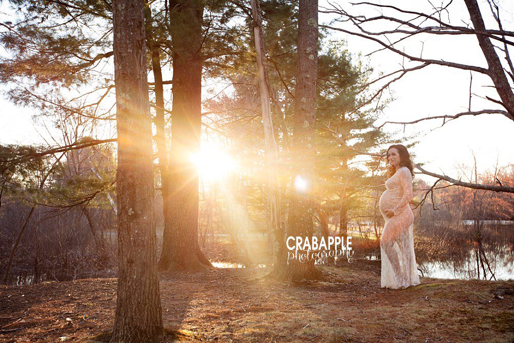 outdoor maternity picture inspiration