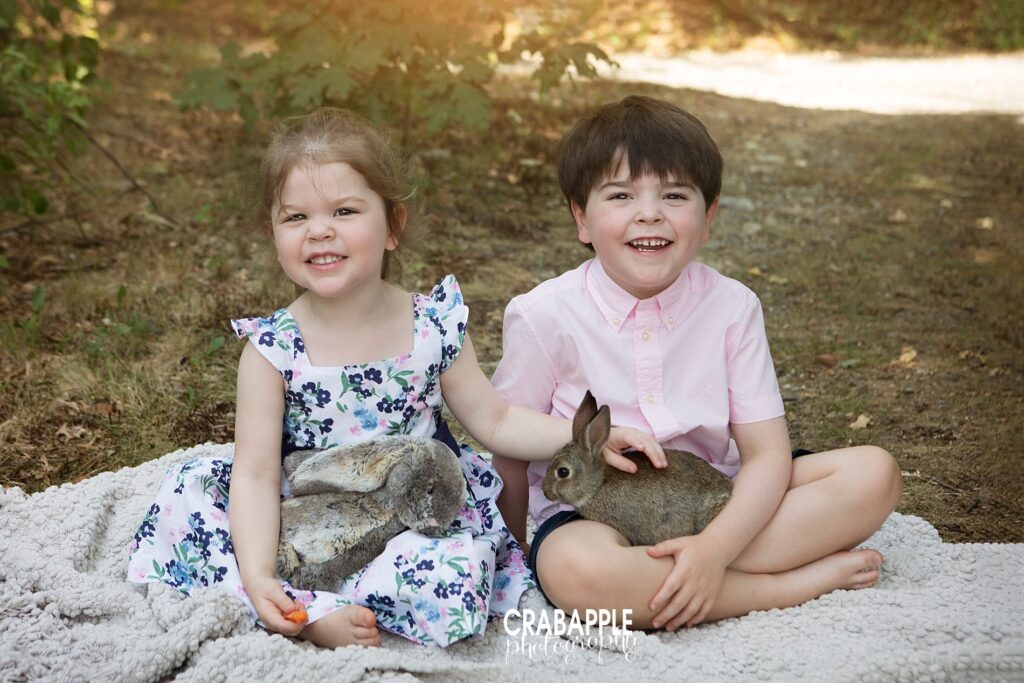 sibling photos for easter with live bunny MA