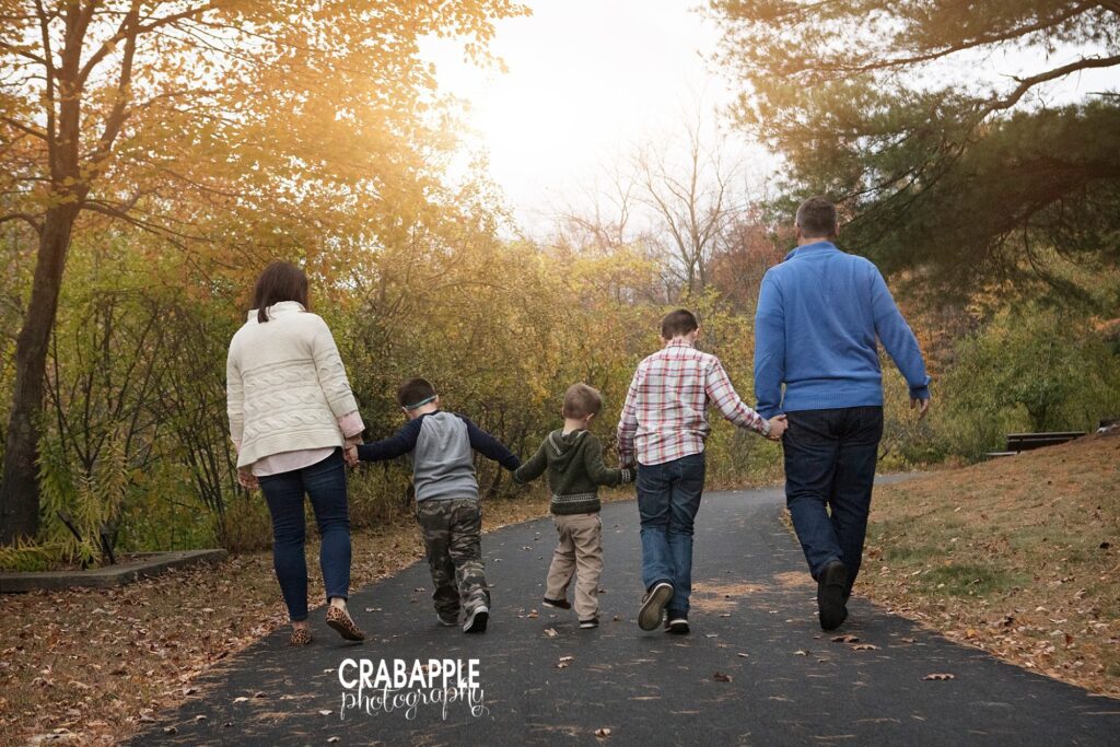 outdoor family photo ideas massachusetts
