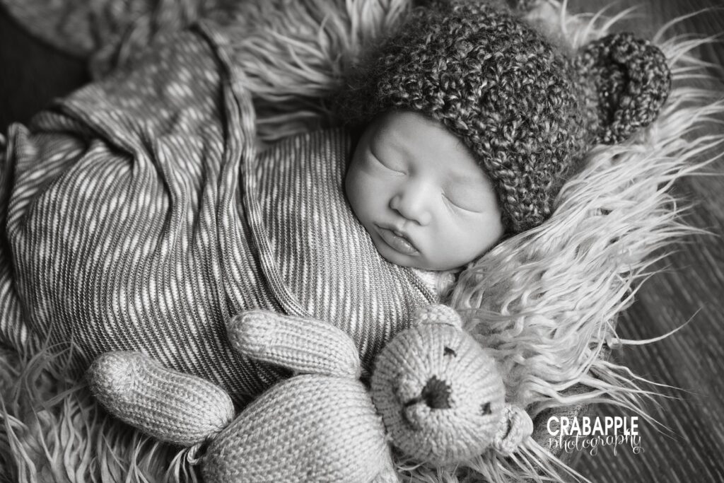 black and white newborn photo ideas
