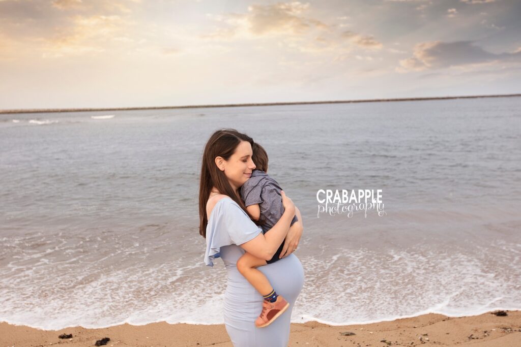 maternity photos with older brother