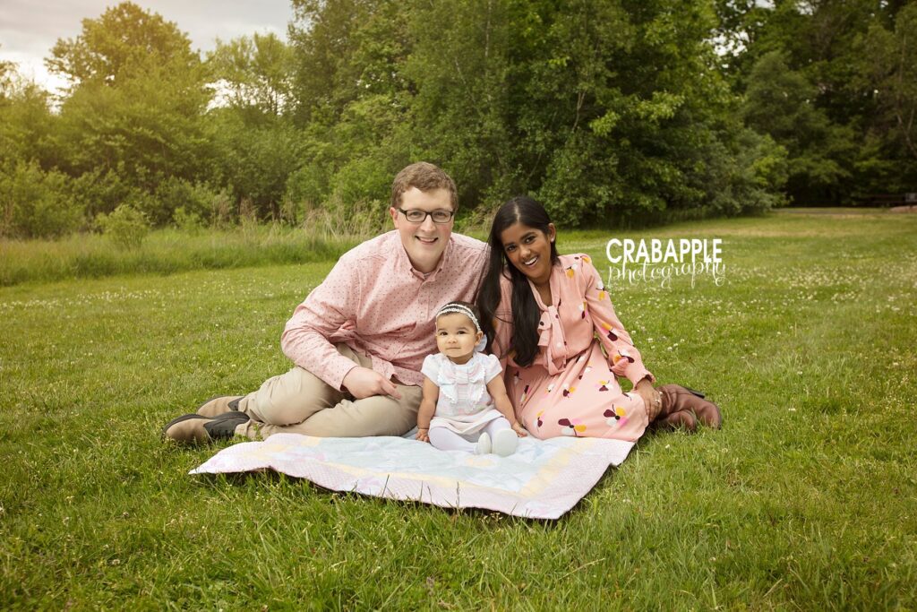 spring outdoor family portraits