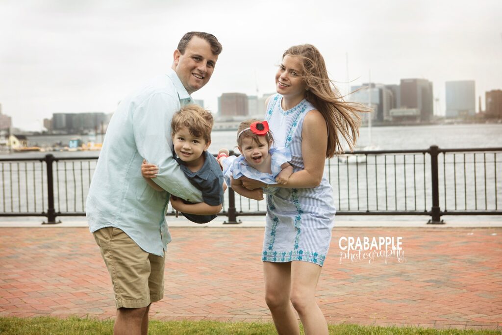 outdoor family pictures boston