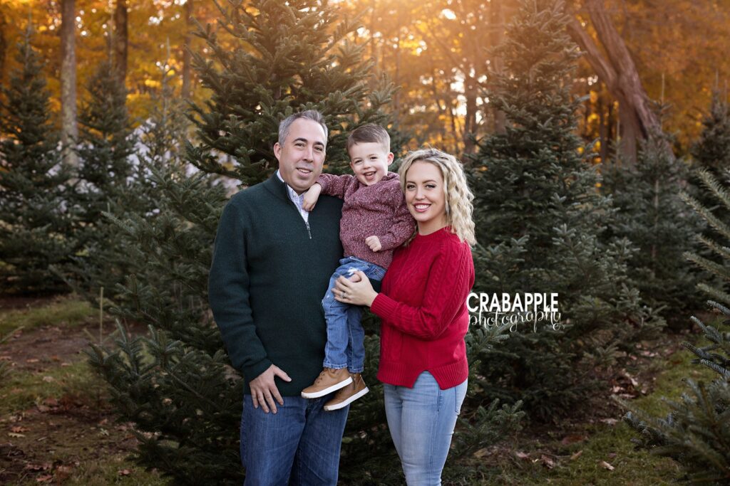 styling jeans for holiday family photos