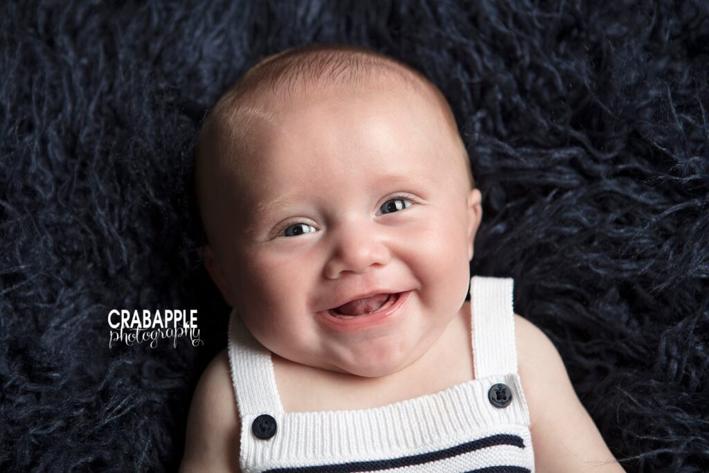 3-4 month infant pictures