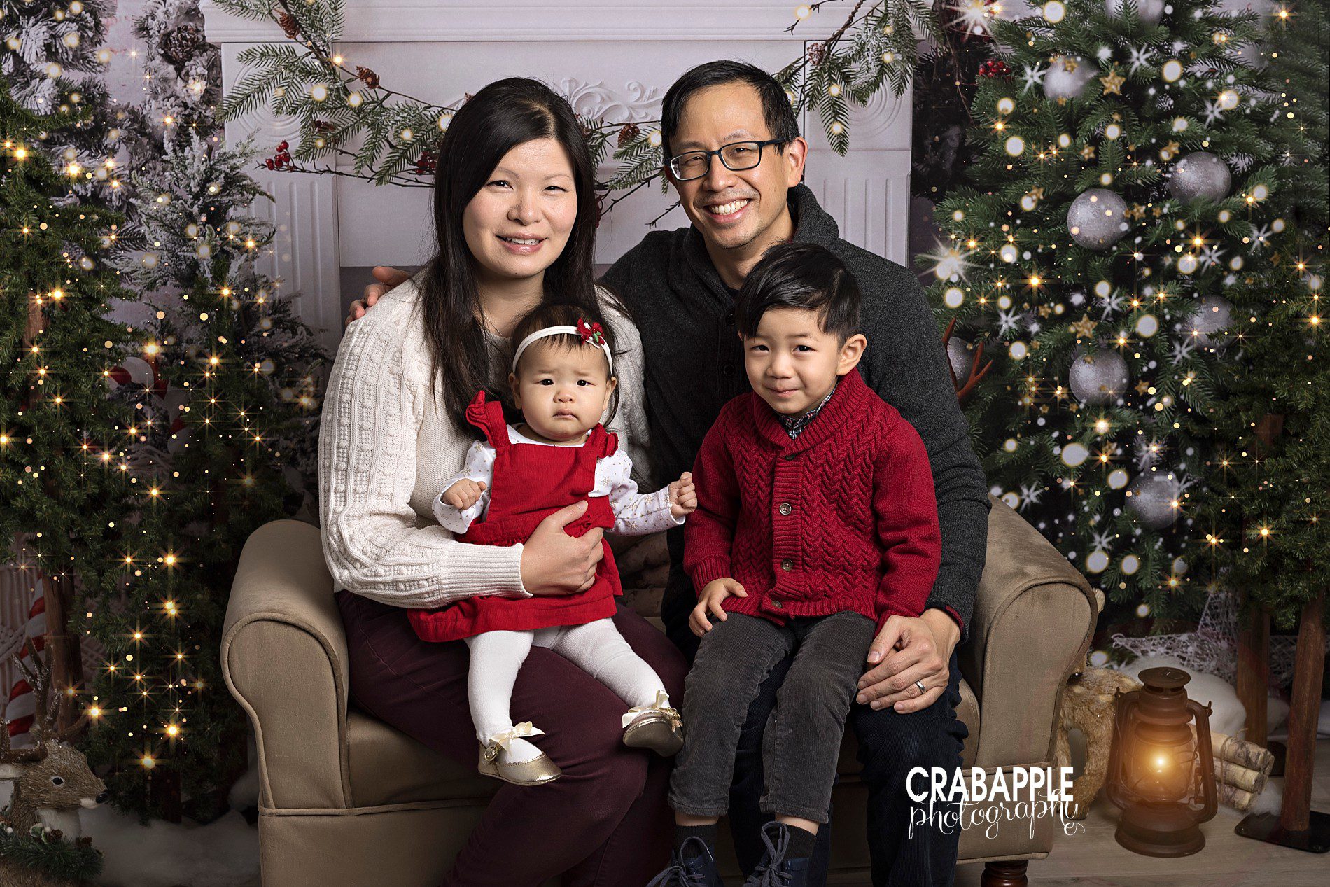 how to style family christmas photos with a formal look