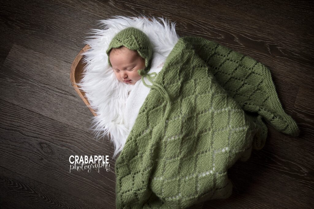 green newborn photo ideas for girls