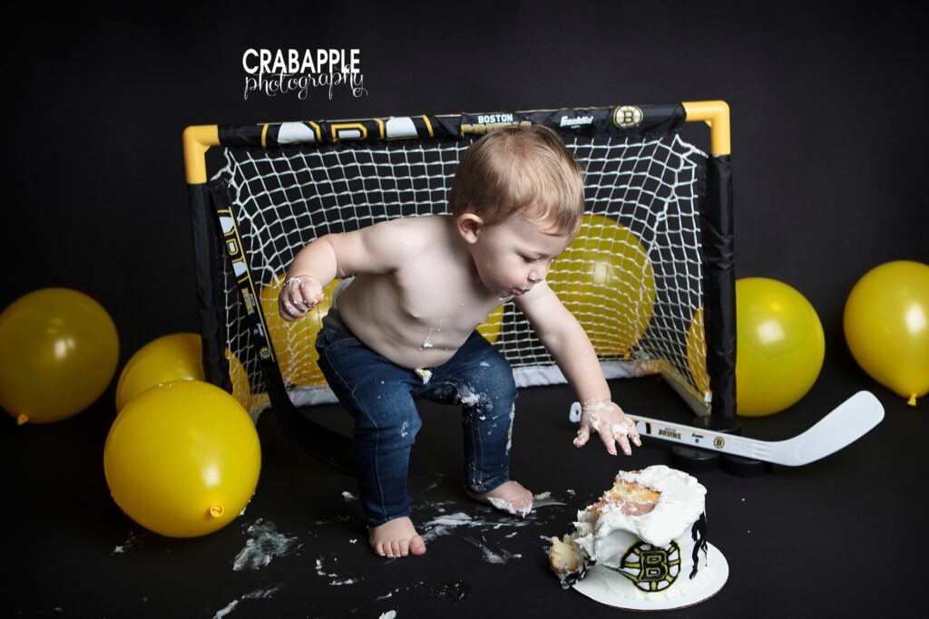 bruins cake smash pictures