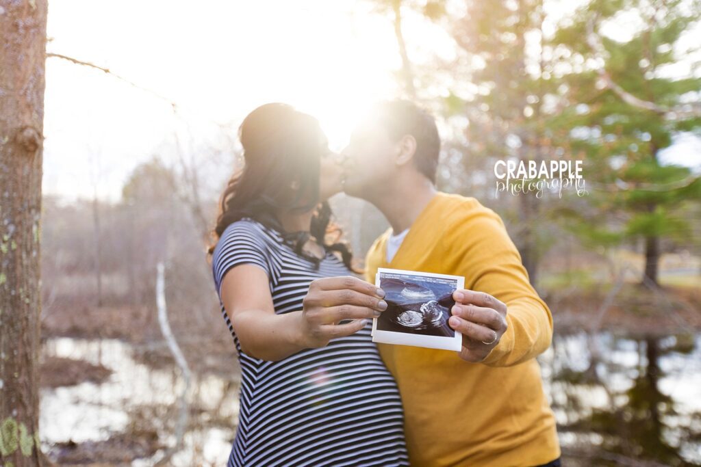 maternity pictures with ultrasound
