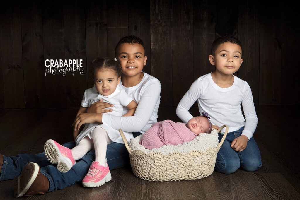 sibling photos for big families
