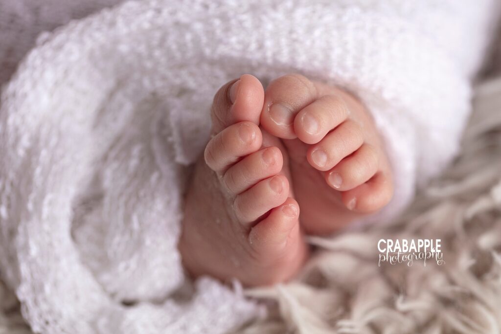 newborn detail photos