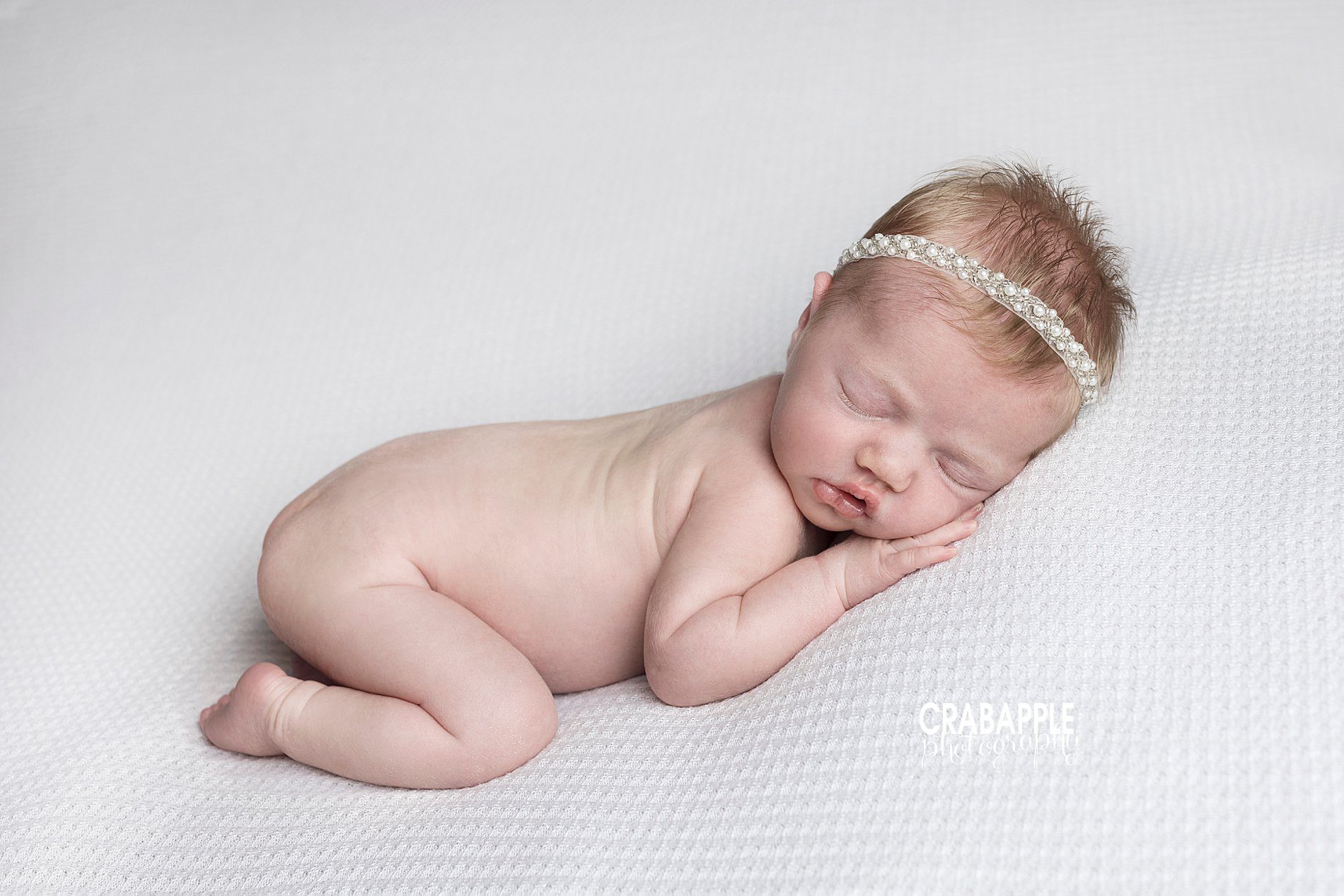 Posing ideas for newborn photos