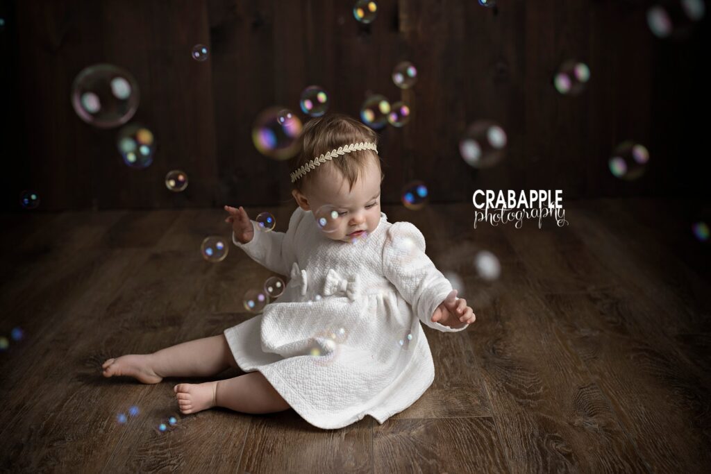 using bubbles in baby portraits