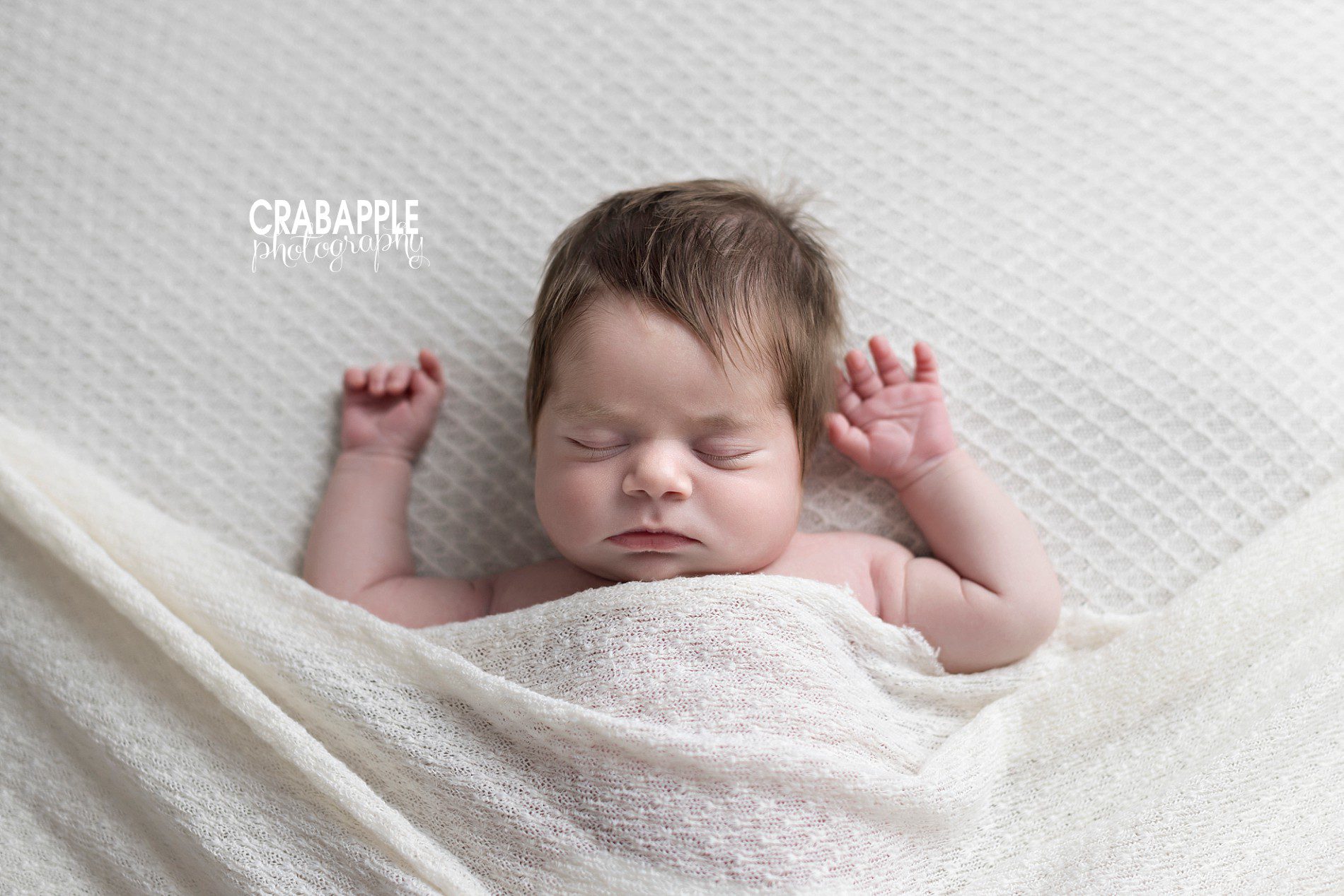 ideas for poses for newborn portraits inspiration