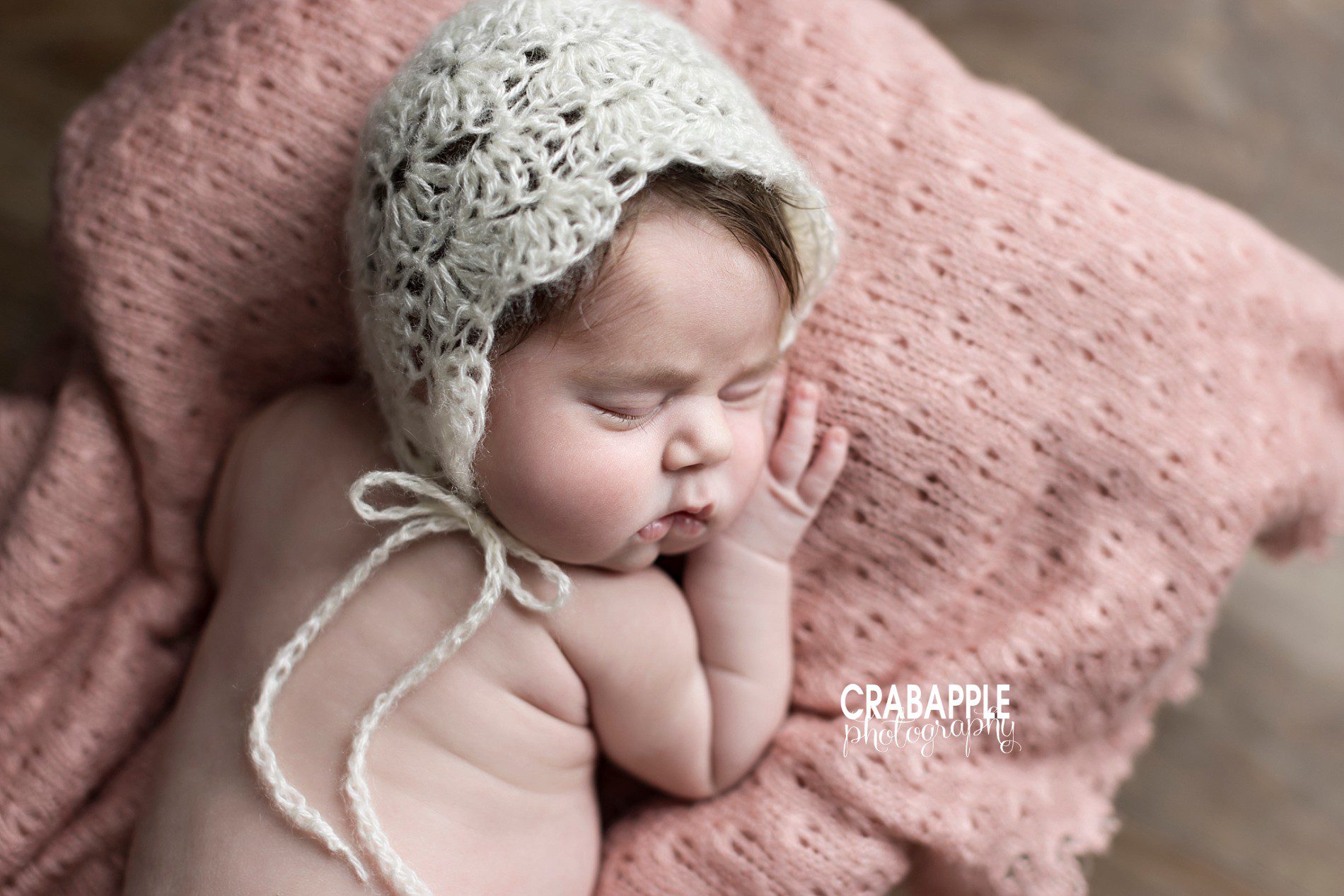 how to style newborn photos