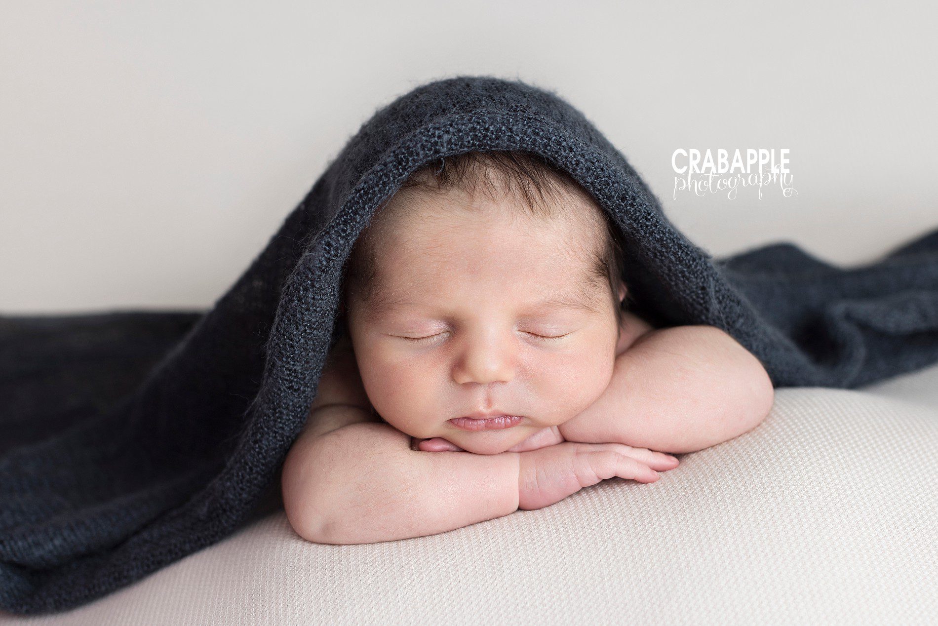 sweet and adorable ideas for newborn poses using blankets