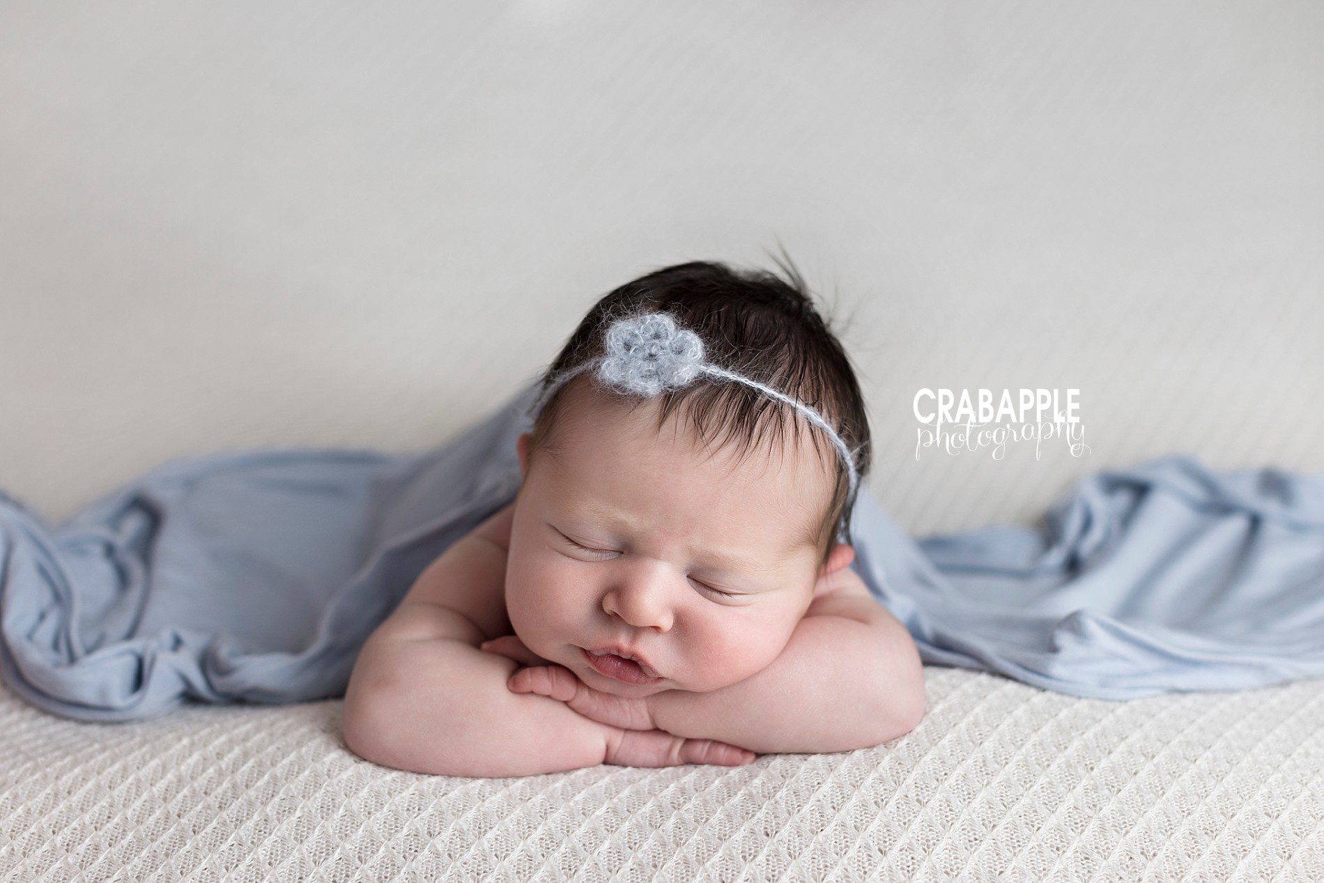 baby blue newborn photos for girls