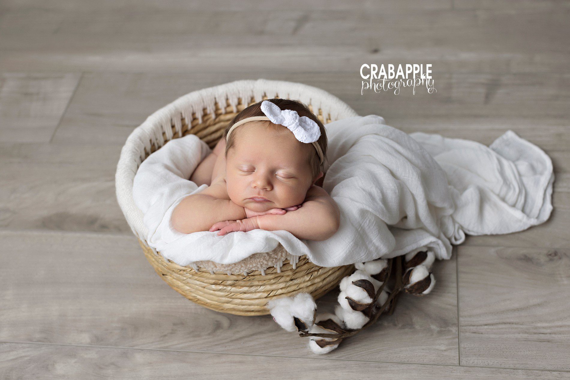 simple styling ideas for newborn photos