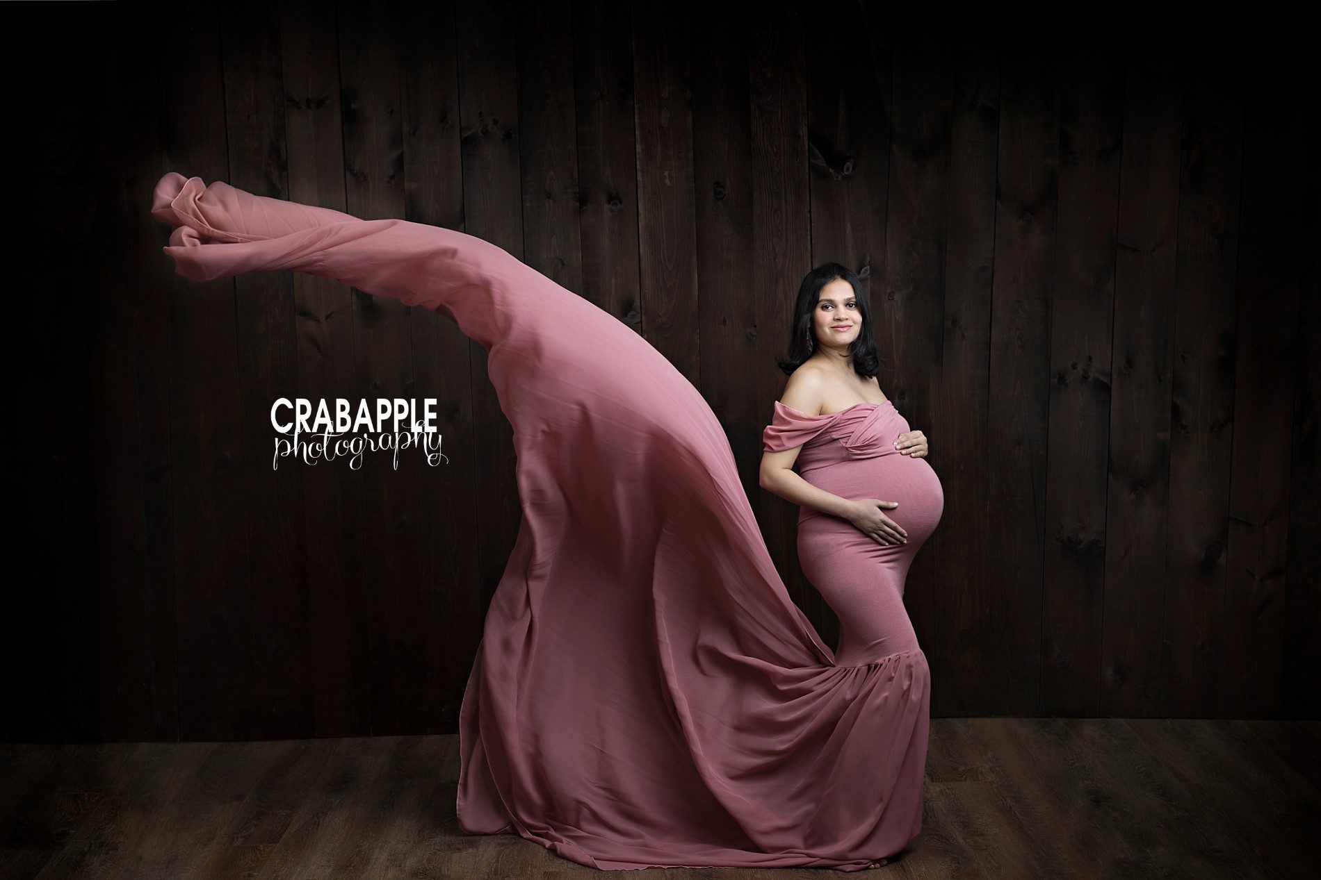 maternity gowns for portraits