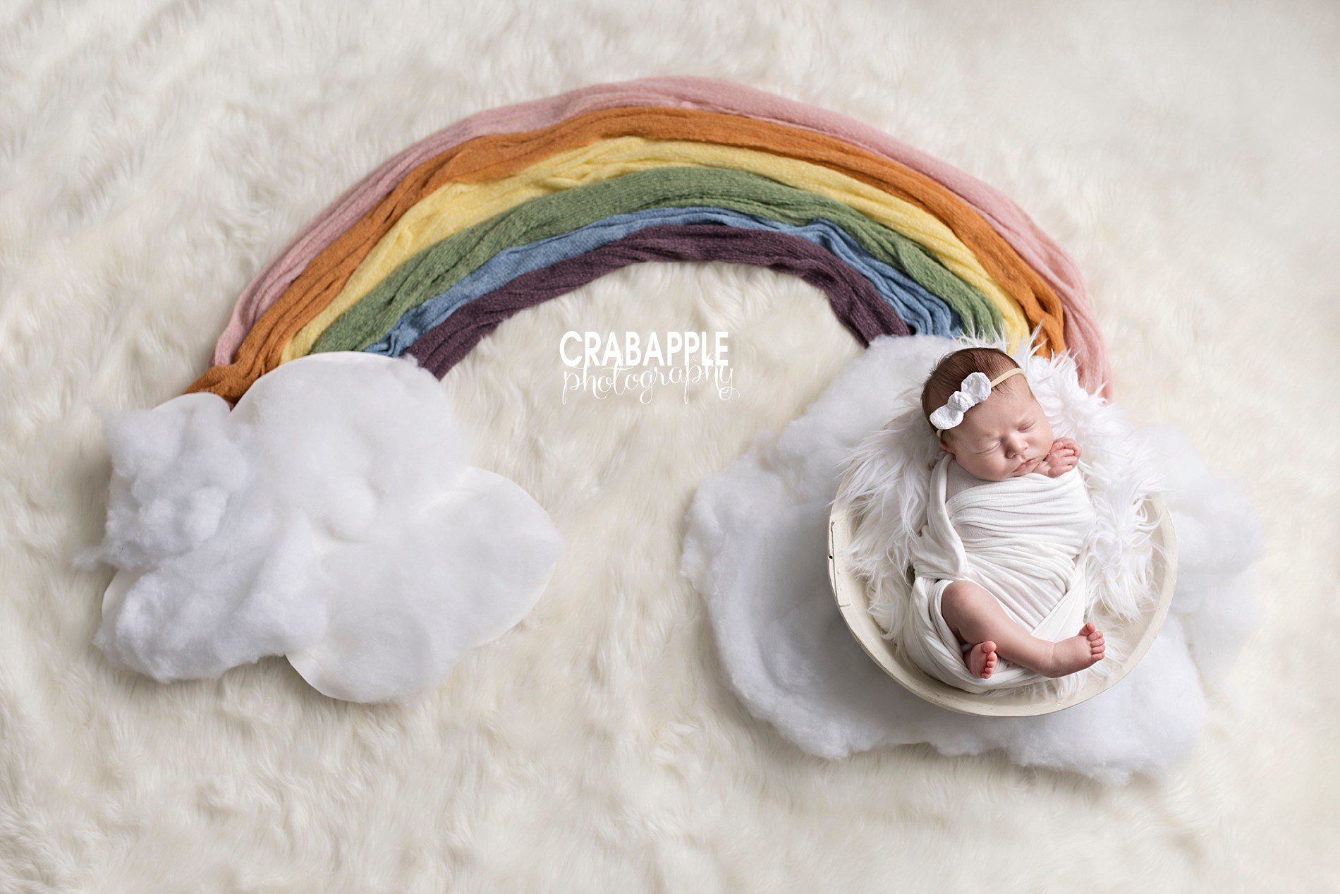 https://crabapplephotography.com/2023/08/26/rainbow-newborn-photos-miss-m/