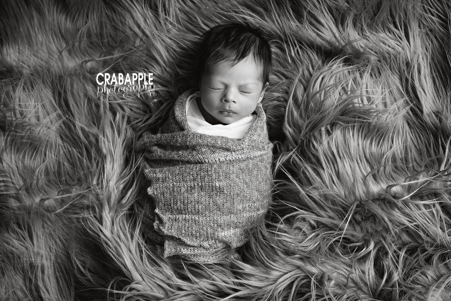 ideas for black and white newborn photos