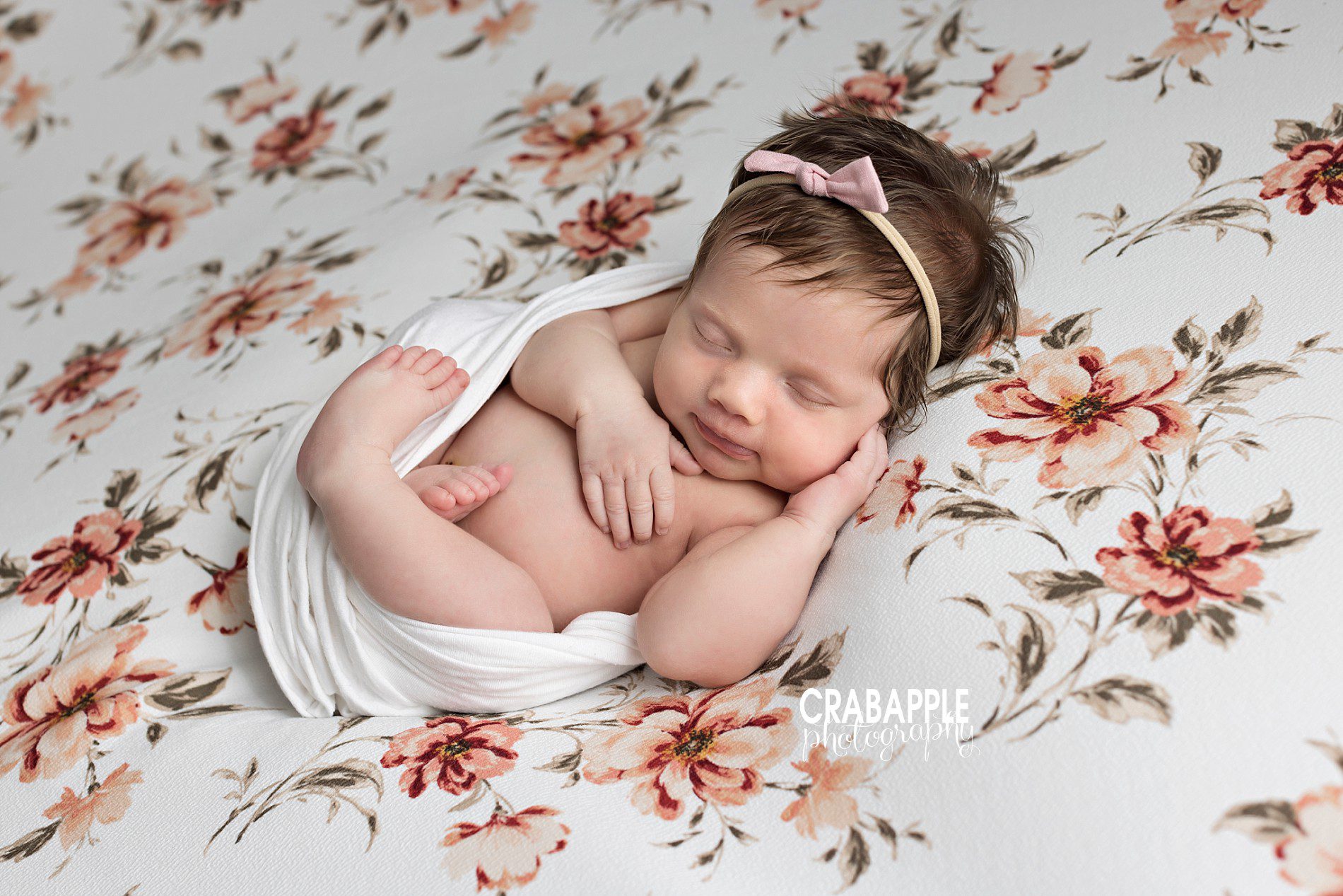 floral newborn photo ideas for girls