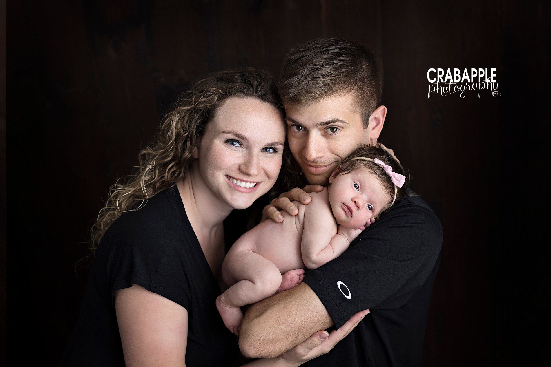 family pics with newborn baby