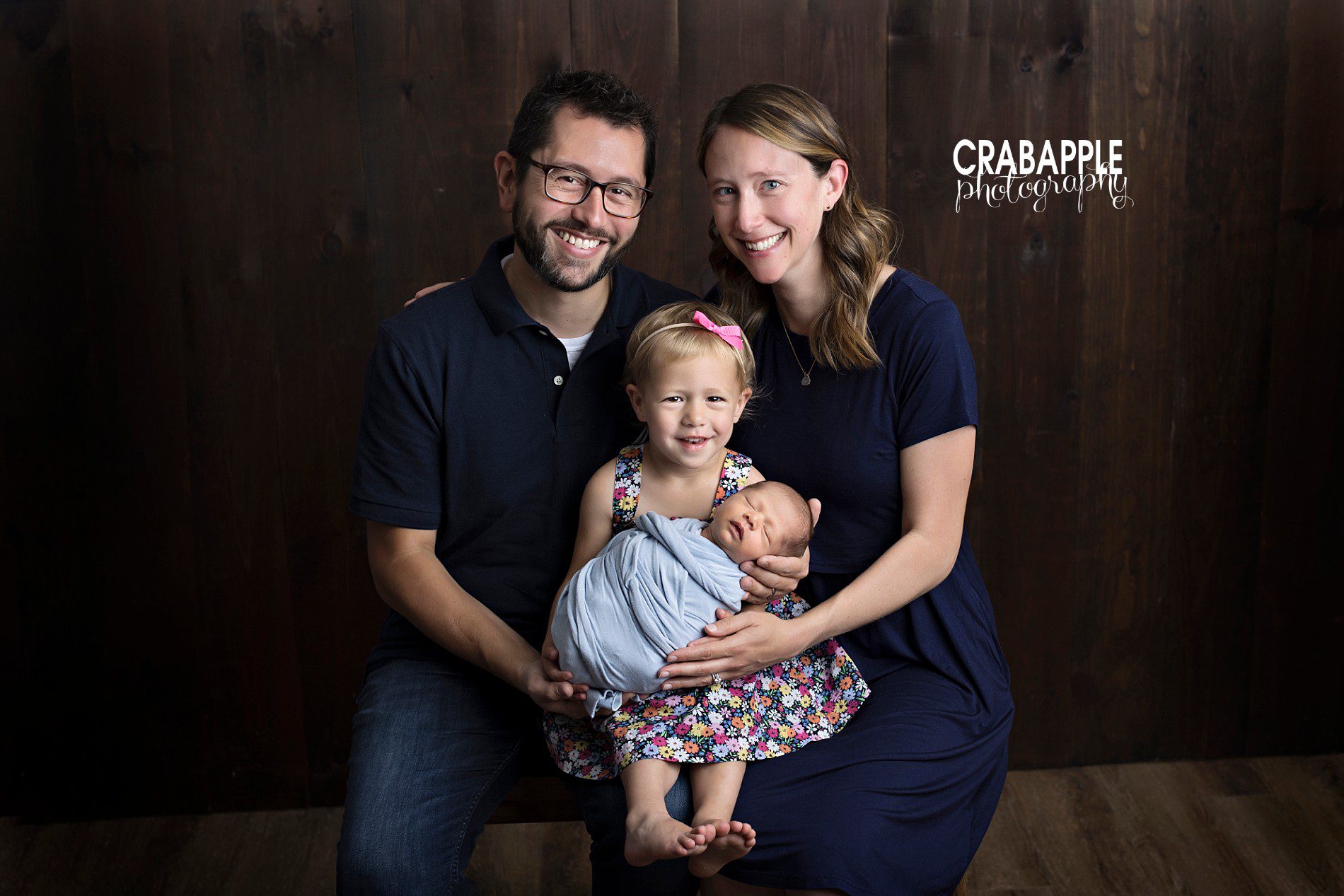 family photos with newborn and toddler