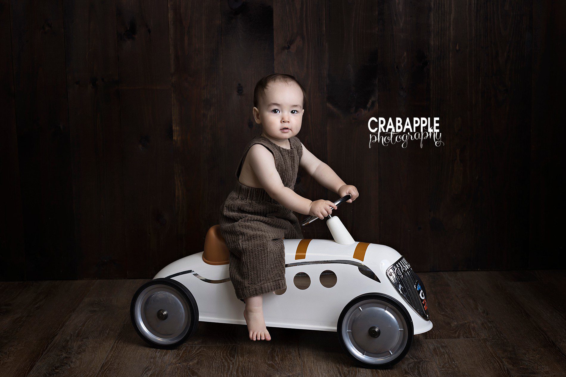 fun ideas for 1 year old baby photos