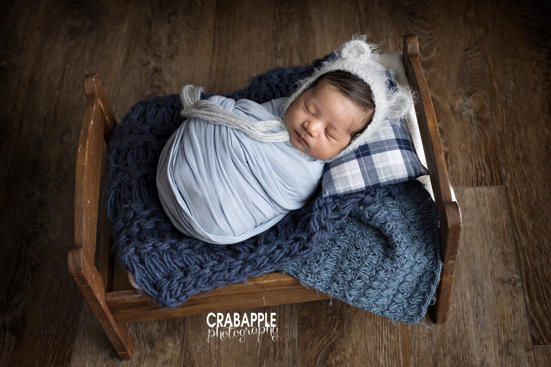 baby picture props bed