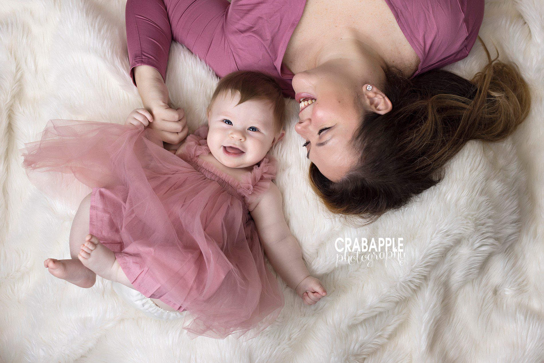sweet photos of mom and 6 month old baby