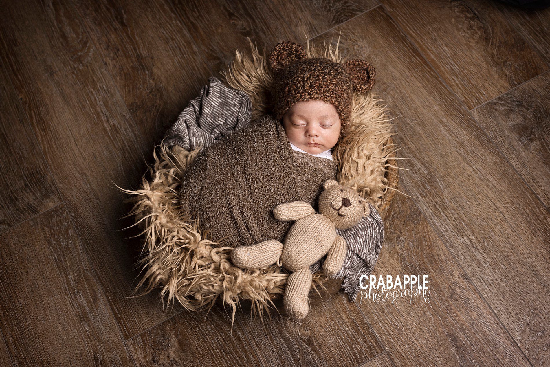 using brown in newborn photos 