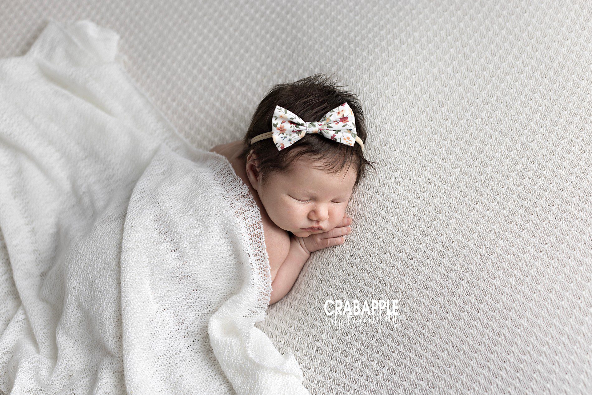 soft and simple newborn photos