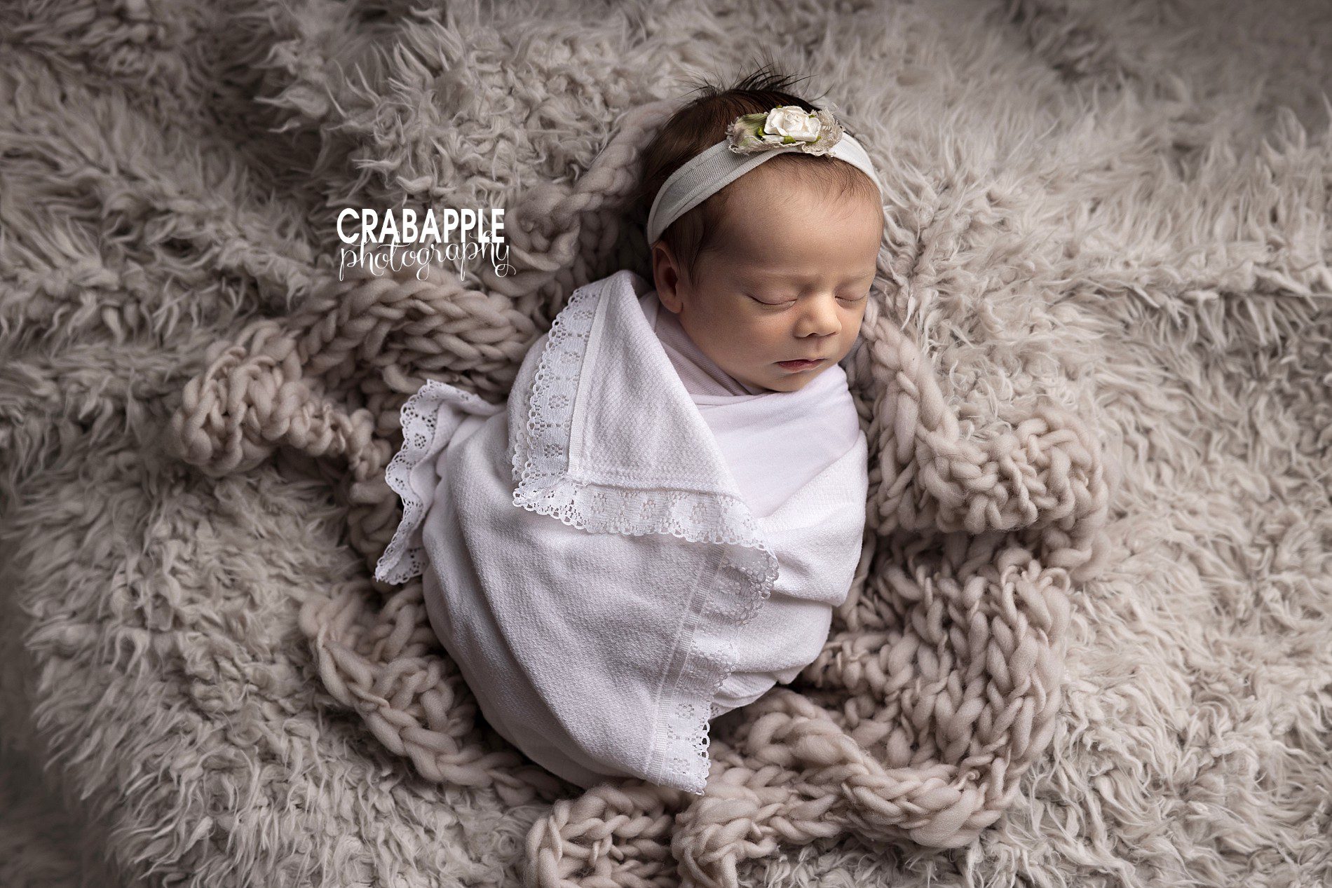 neutral newborn photo ideas for girls