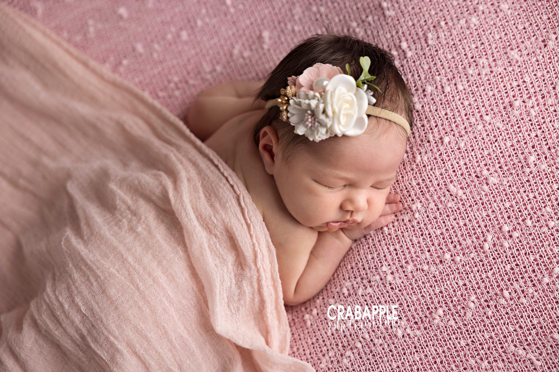 pink newborn photo ideas